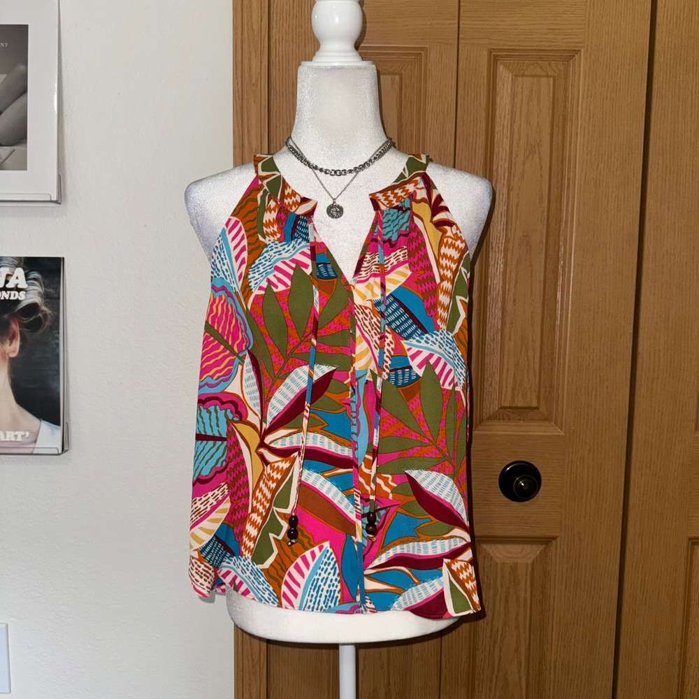 Rose + Olive Tropical Leaf Halter Top Sleeveless Blouse Pink Multi Medium Preppy